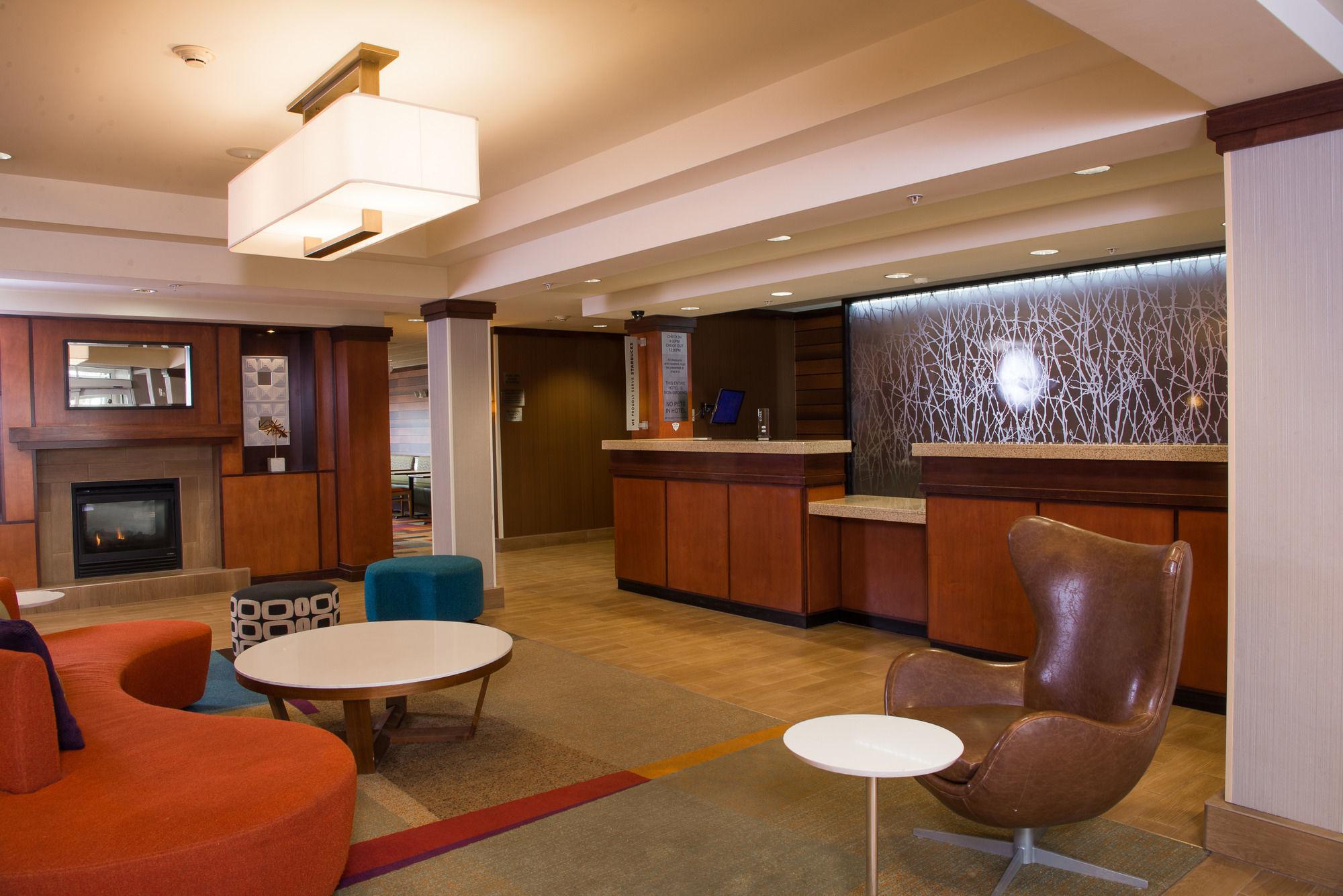 Fairfield Inn & Suites רפיד סיטי מראה חיצוני תמונה