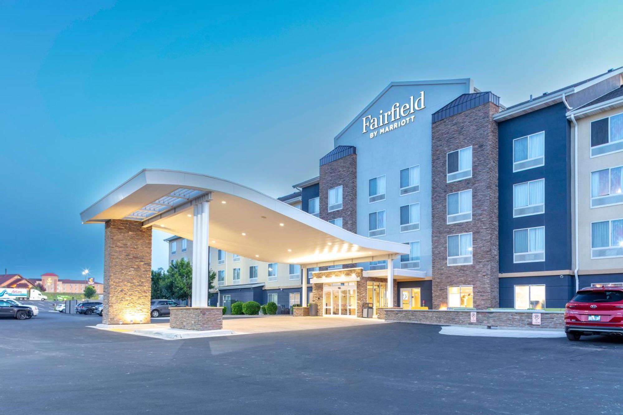 Fairfield Inn & Suites רפיד סיטי מראה חיצוני תמונה