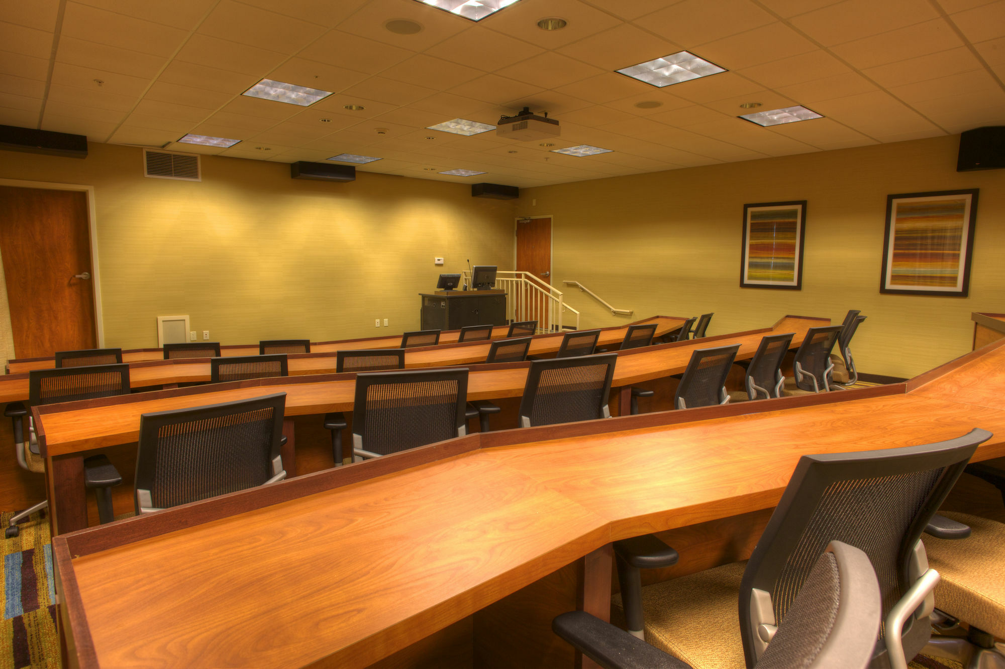 Fairfield Inn & Suites רפיד סיטי מראה חיצוני תמונה